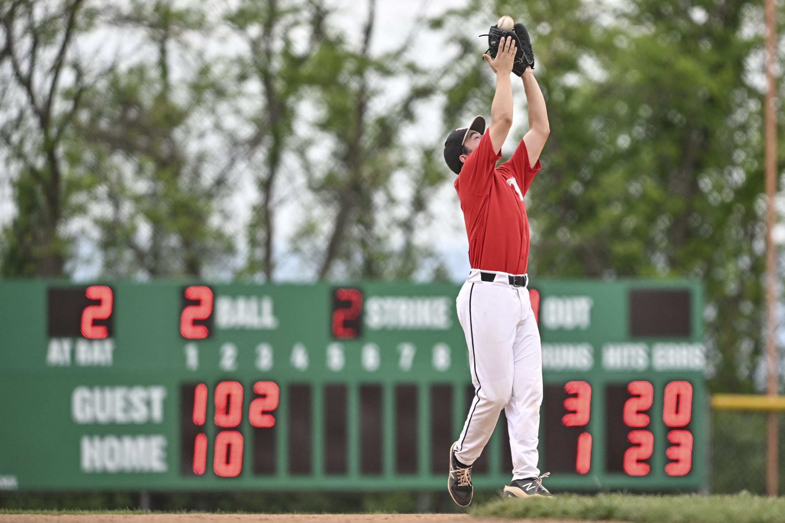 UHS bats held at bay as Bridgeport forces winner-take-all section final